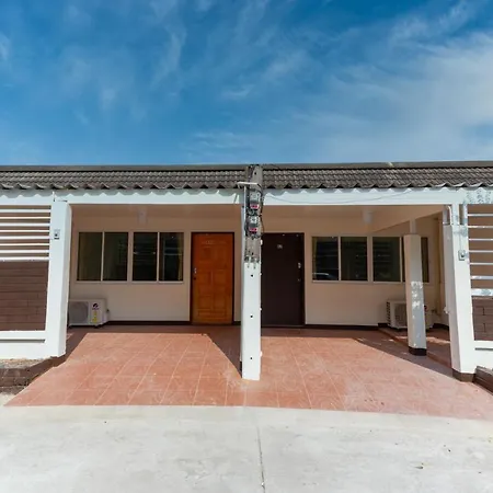 Studio Townhouse Near Airport And Old Town Chiang Mai